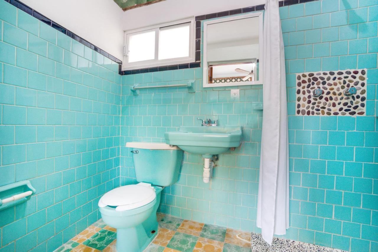 Hotel Adelita Zihuatanejo Ngoại thất bức ảnh